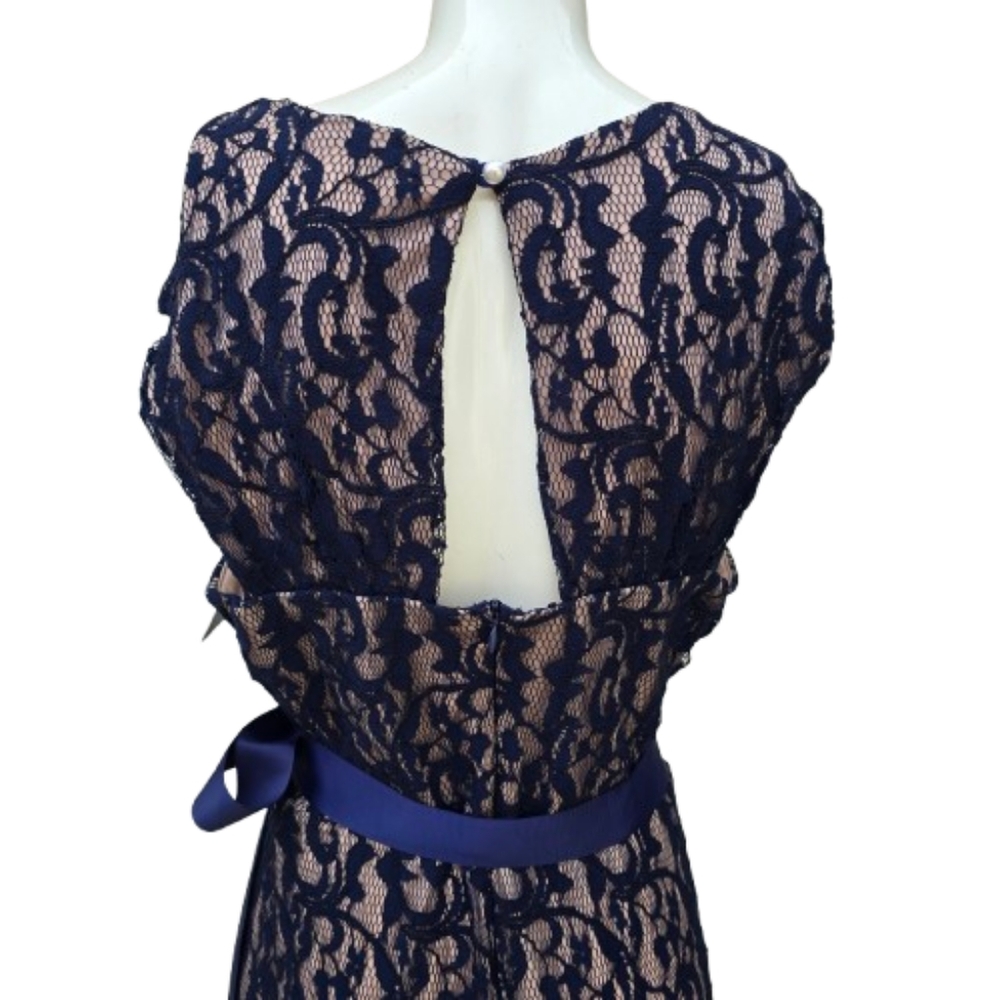 Elegant Lace Evening Dress Navy and Cream Sz 3XL - Picture 8 of 9
